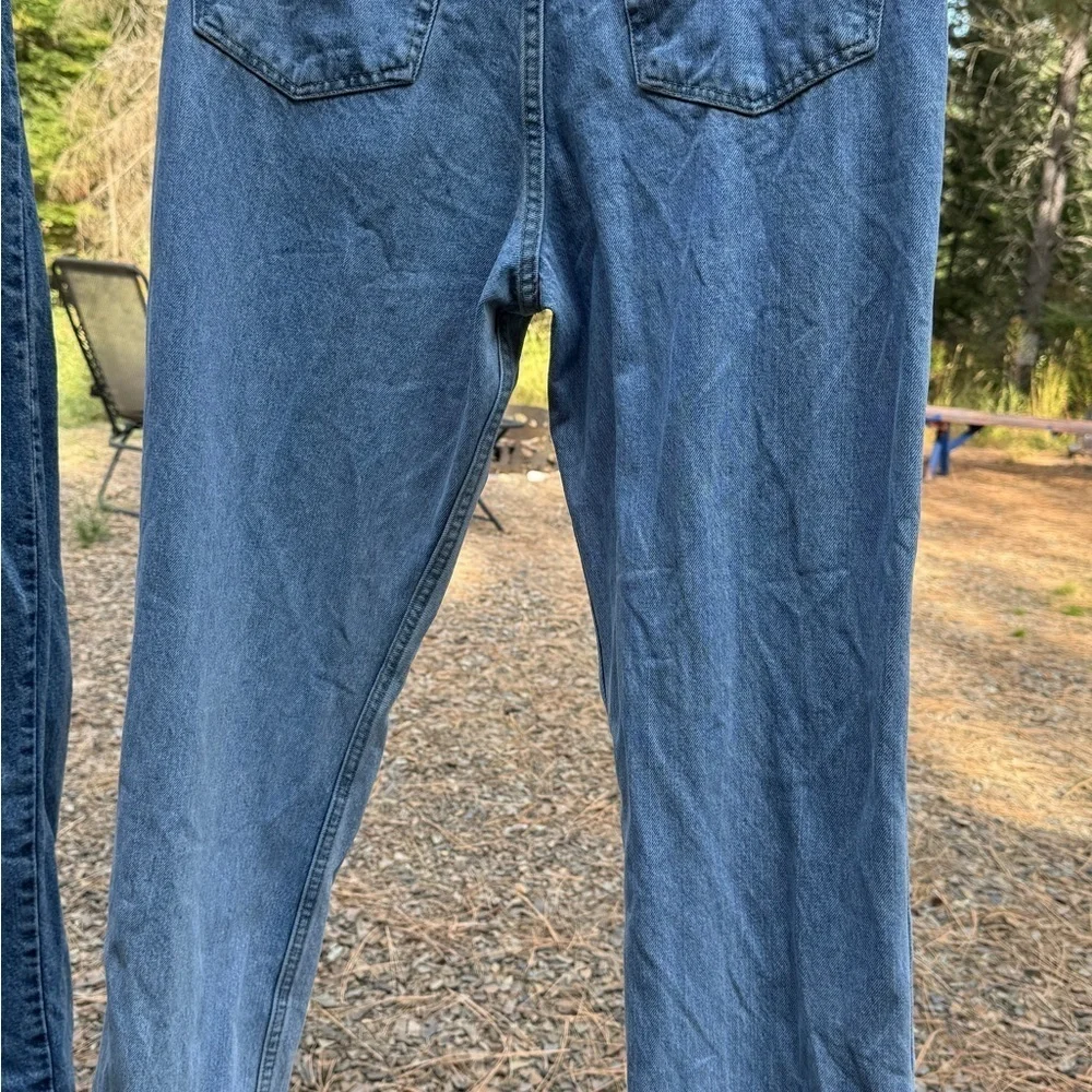Levi’s 550 SEE PICS for Condition- label 36” x 30” actual is 34”x30.5”